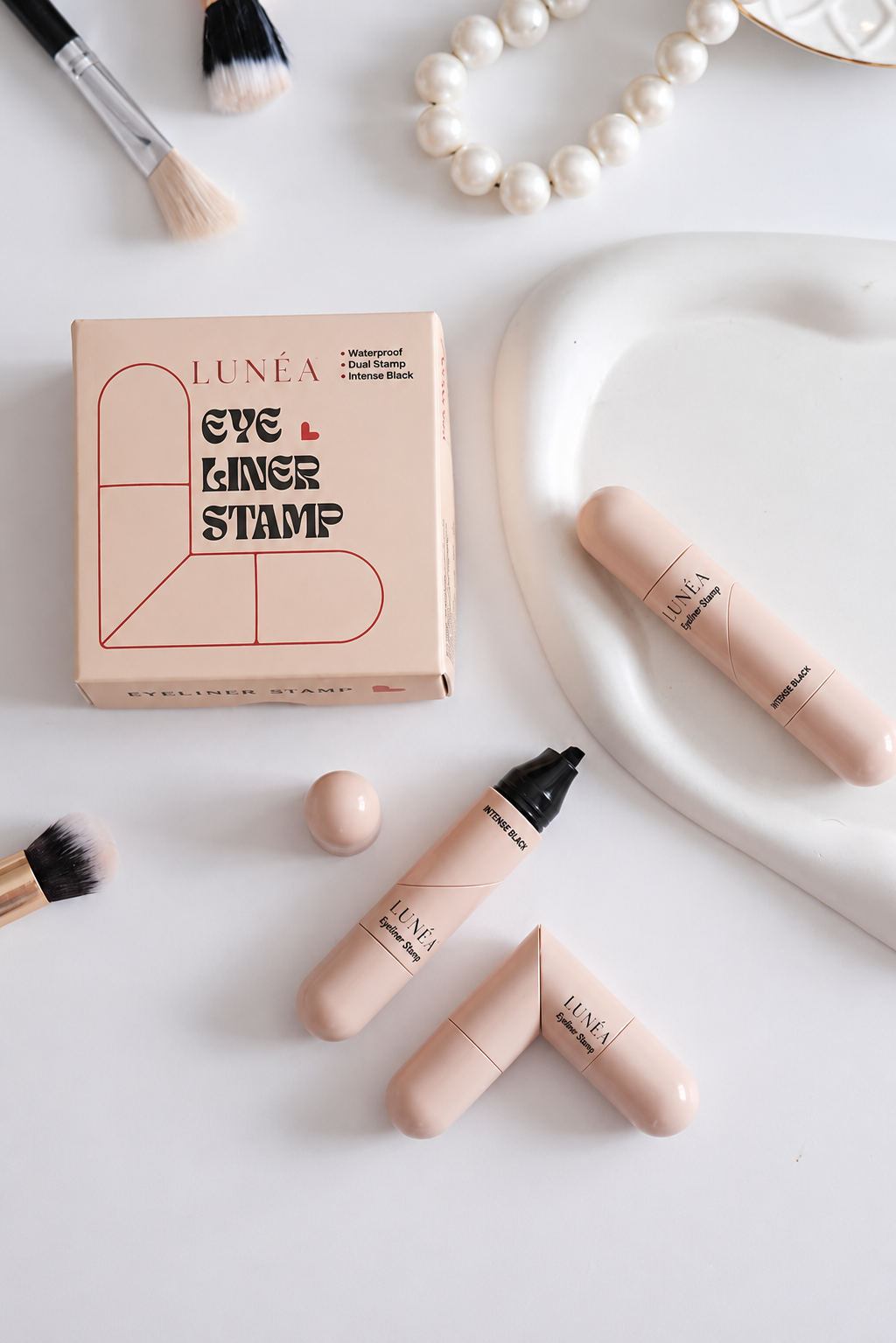 LUNÉA Eyeliner Stamp | 5 Saniyede Kusursuz Eyeliner
